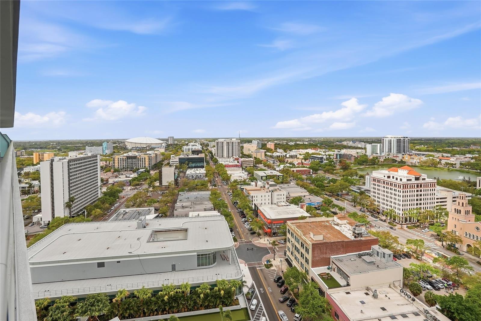 Image 24 of 71 For 400 Central Avenue 2008