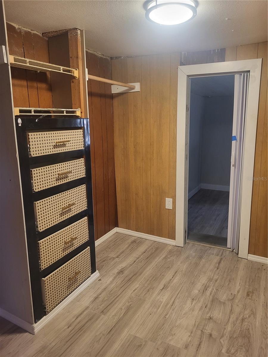 Image 15 of 26 For 6580 Seminole Boulevard 424