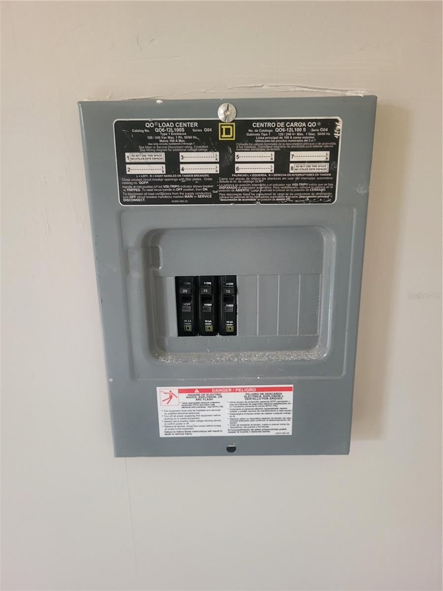 Image 18 of 26 For 6580 Seminole Boulevard 424