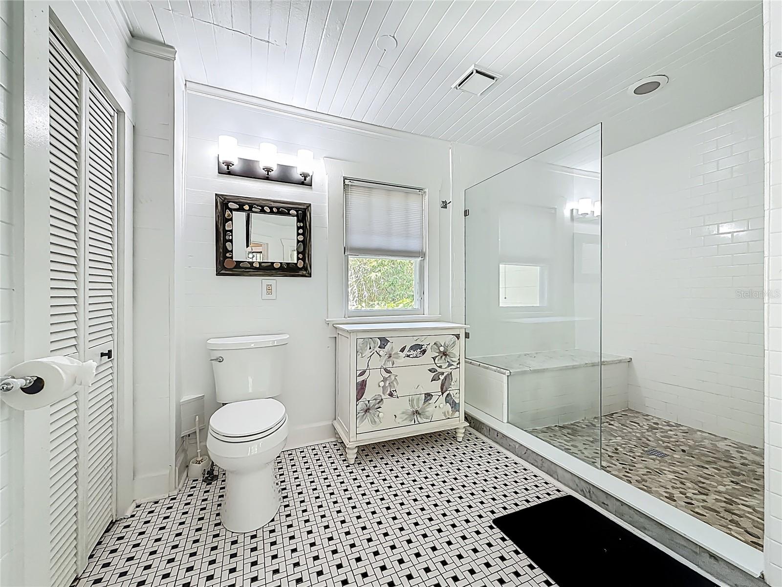 Listing photo id 30 for 315 8th Avenue Ne