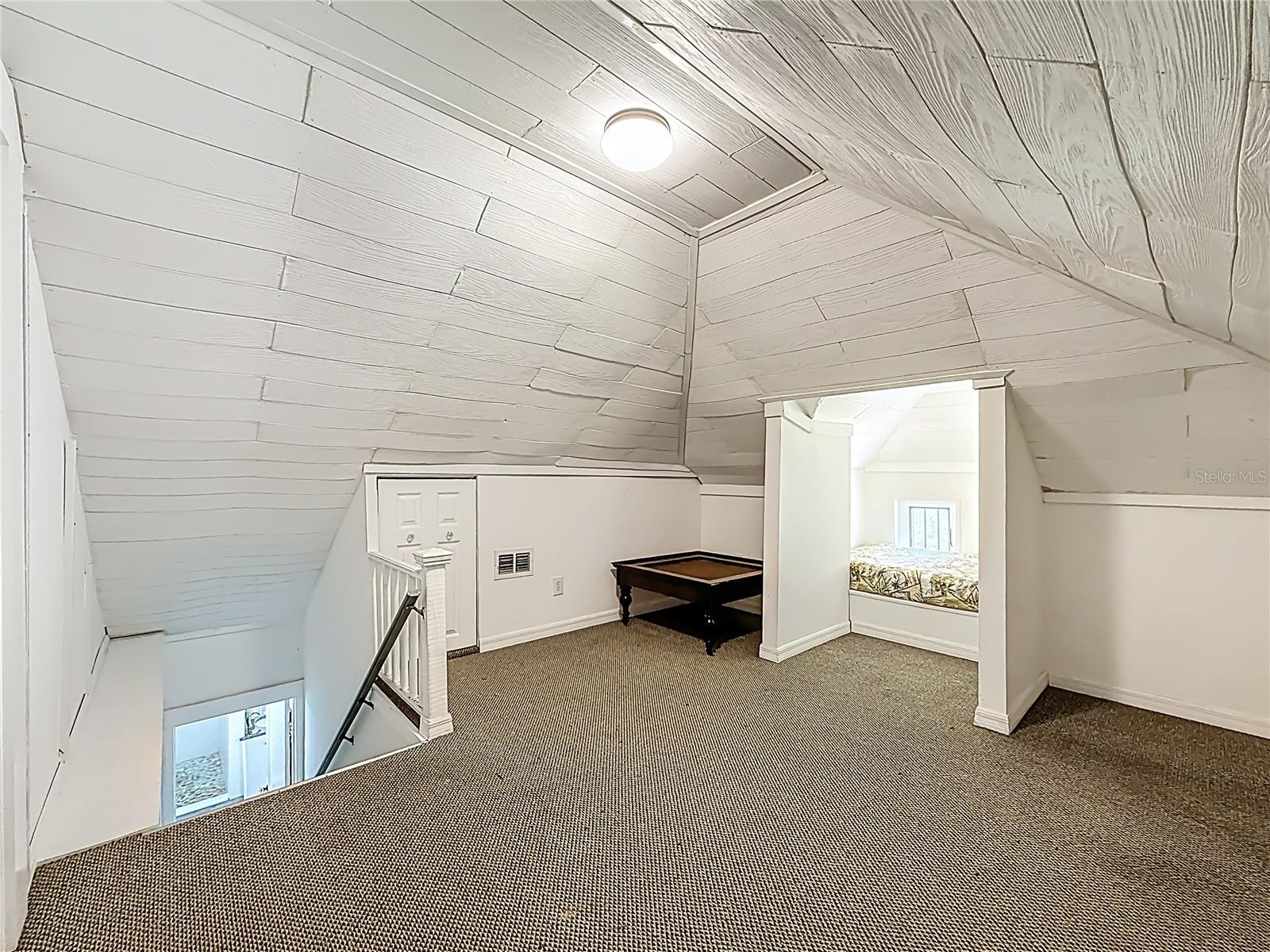 Listing photo id 32 for 315 8th Avenue Ne