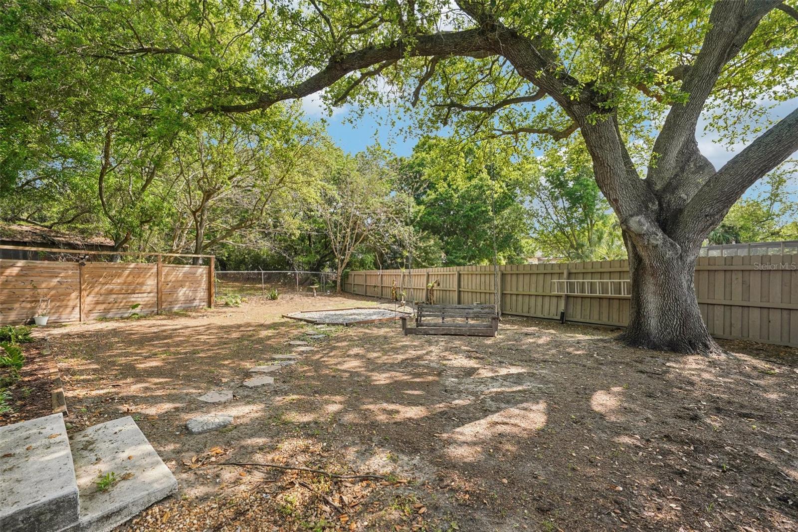 Image 39 of 59 For 3109 Lake Valencia Ln E