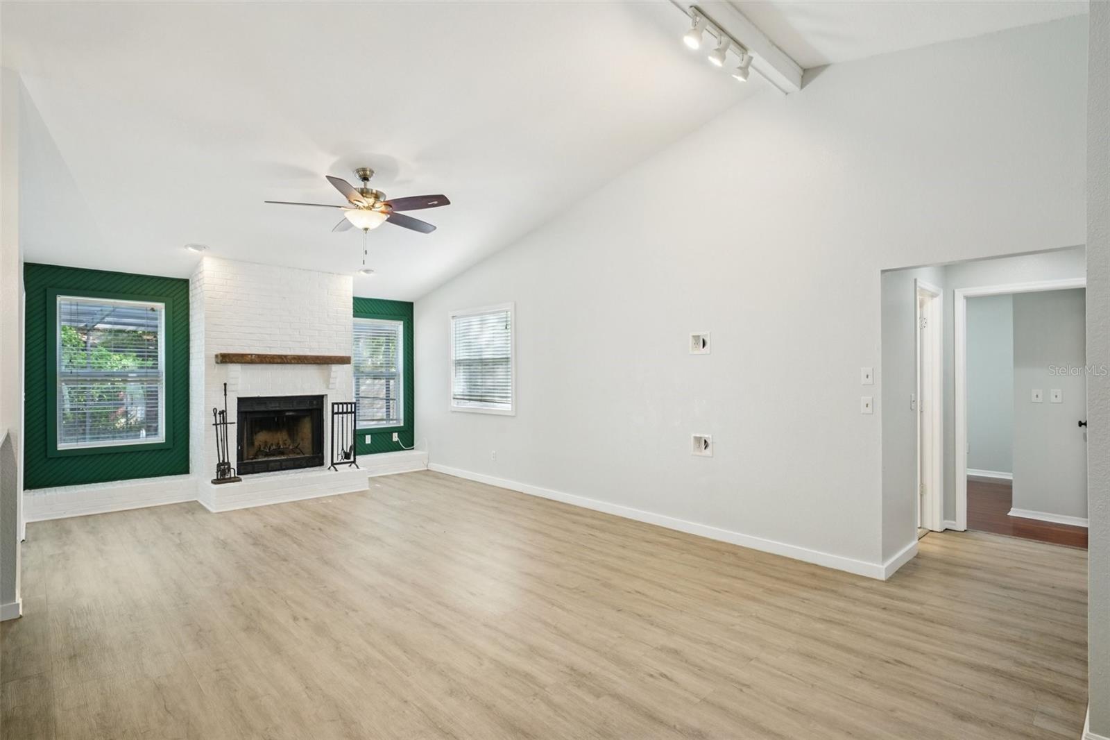 Image 4 of 59 For 3109 Lake Valencia Ln E