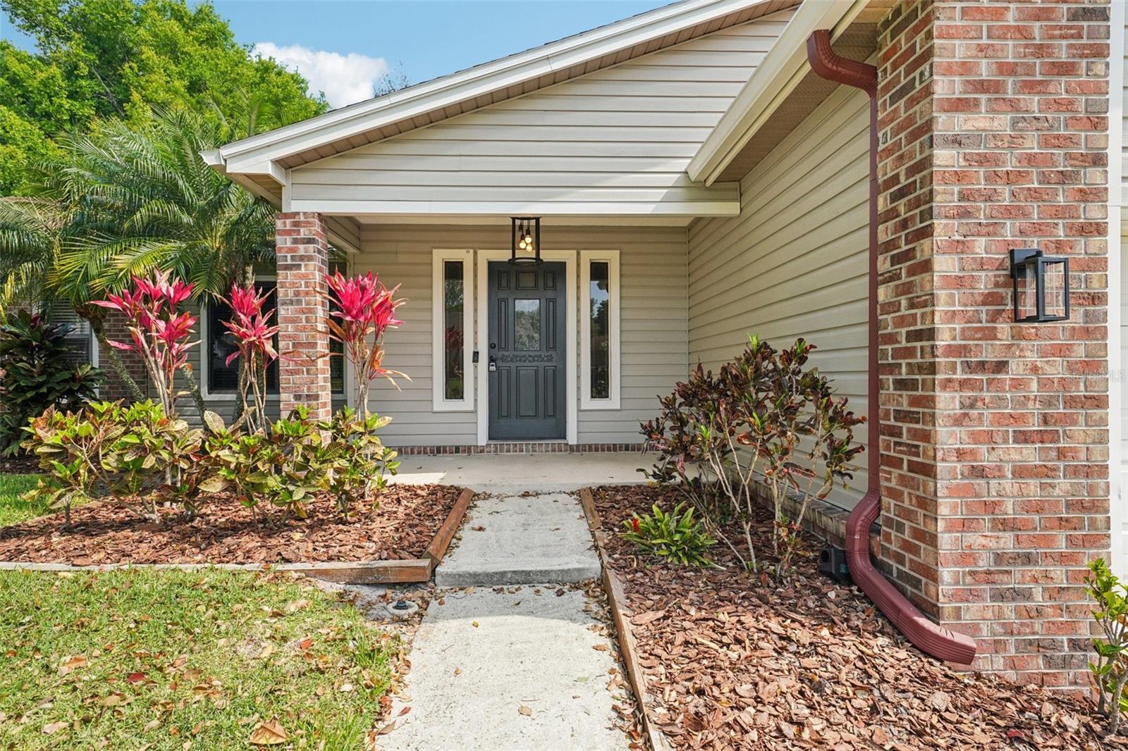 Image 49 of 59 For 3109 Lake Valencia Ln E