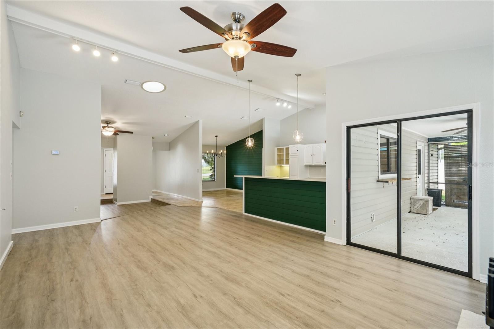 Image 6 of 59 For 3109 Lake Valencia Ln E