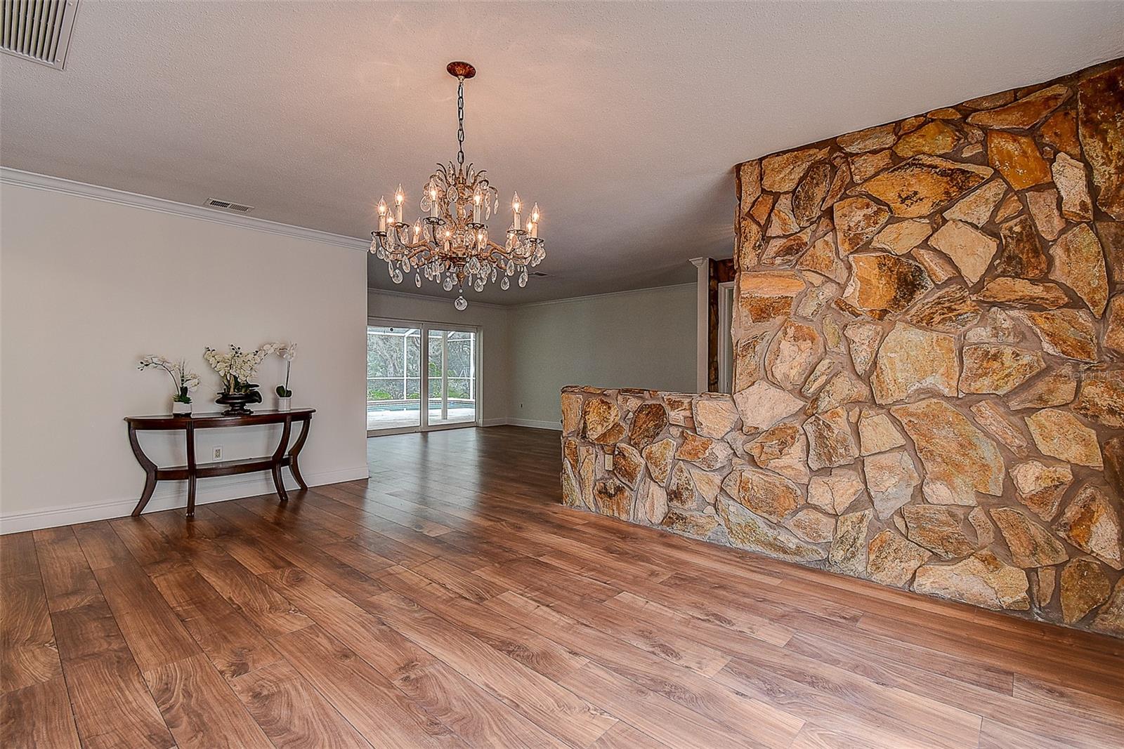 Image 10 of 50 For 2840 Pheasant Run