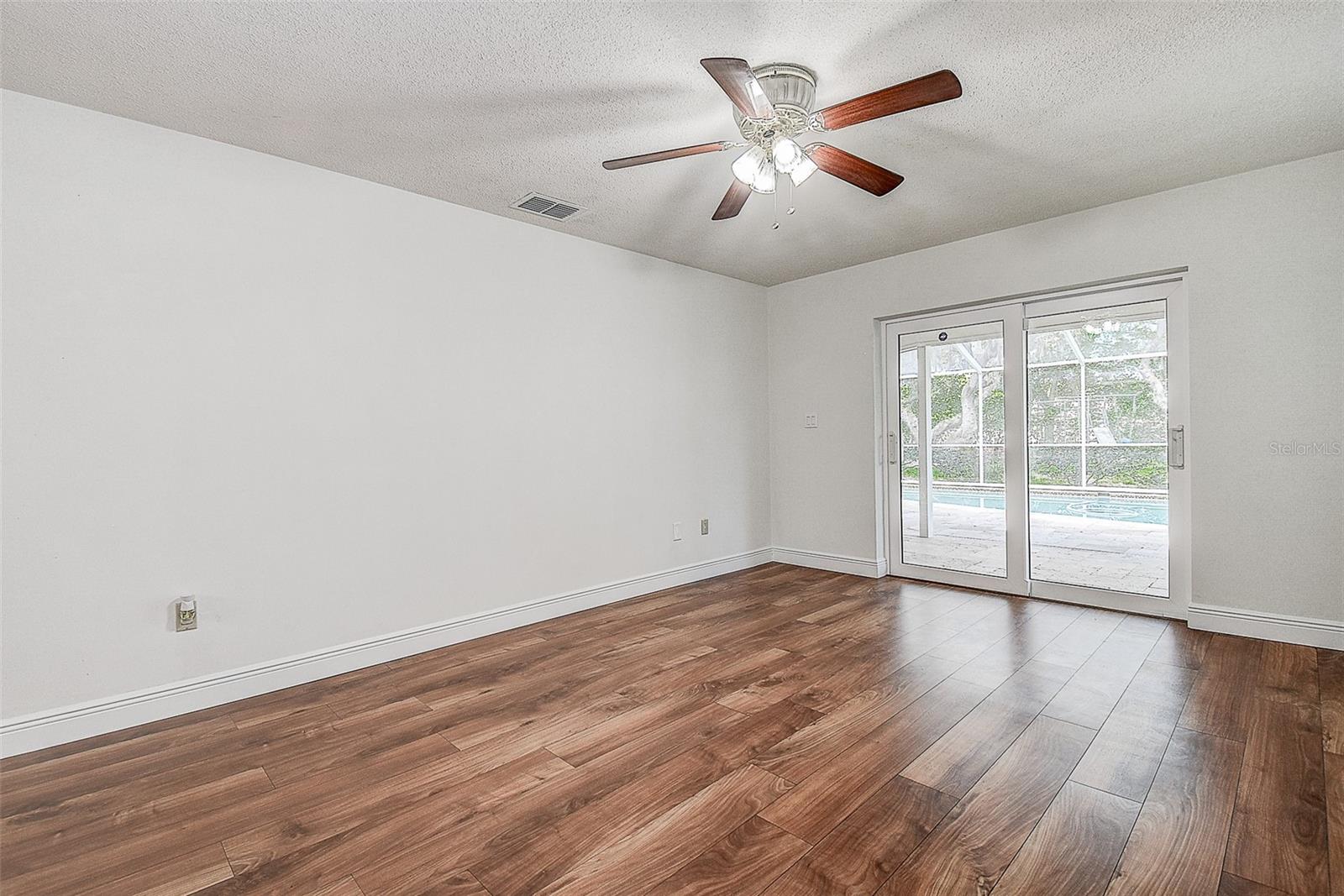 Image 26 of 50 For 2840 Pheasant Run