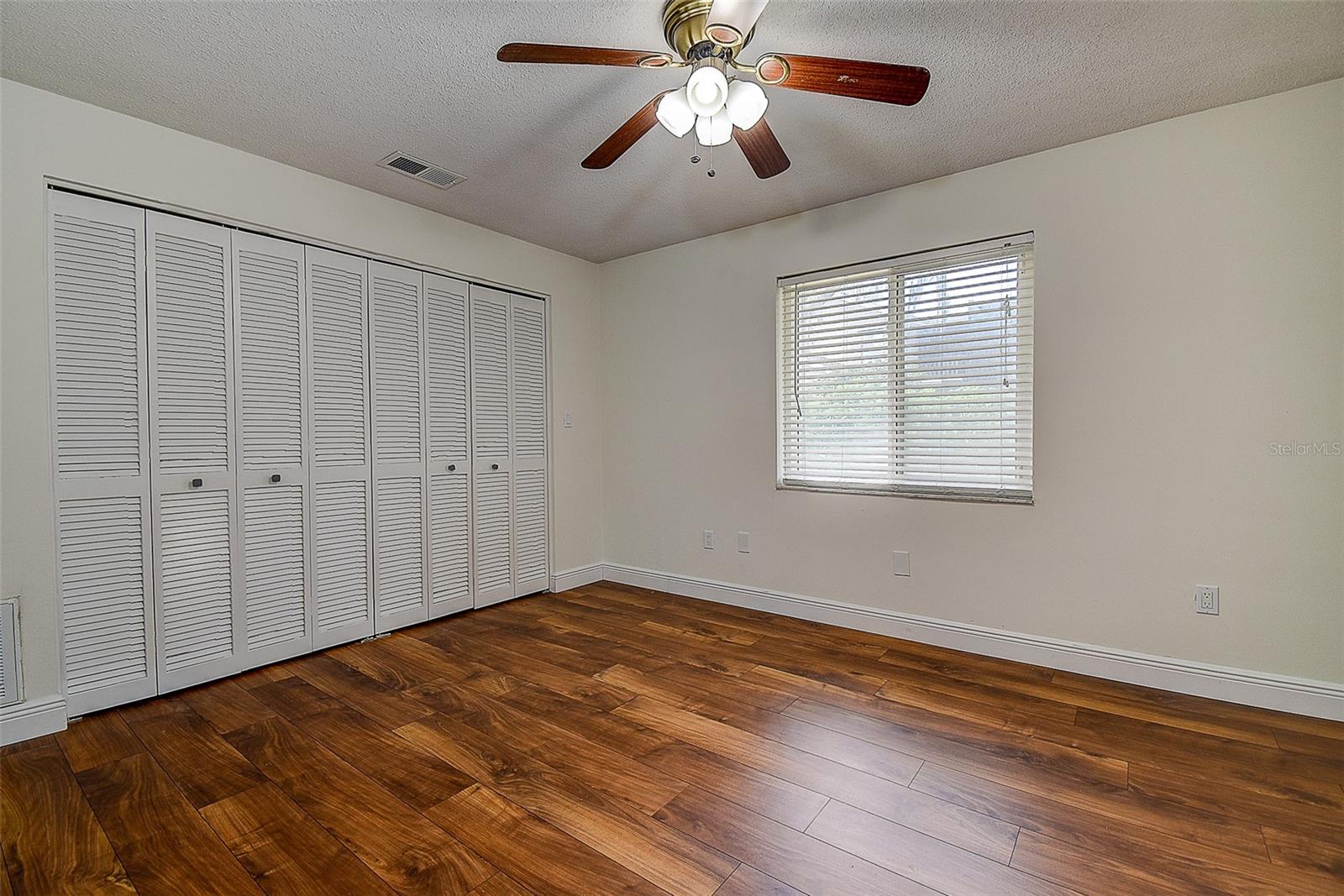 Image 33 of 50 For 2840 Pheasant Run