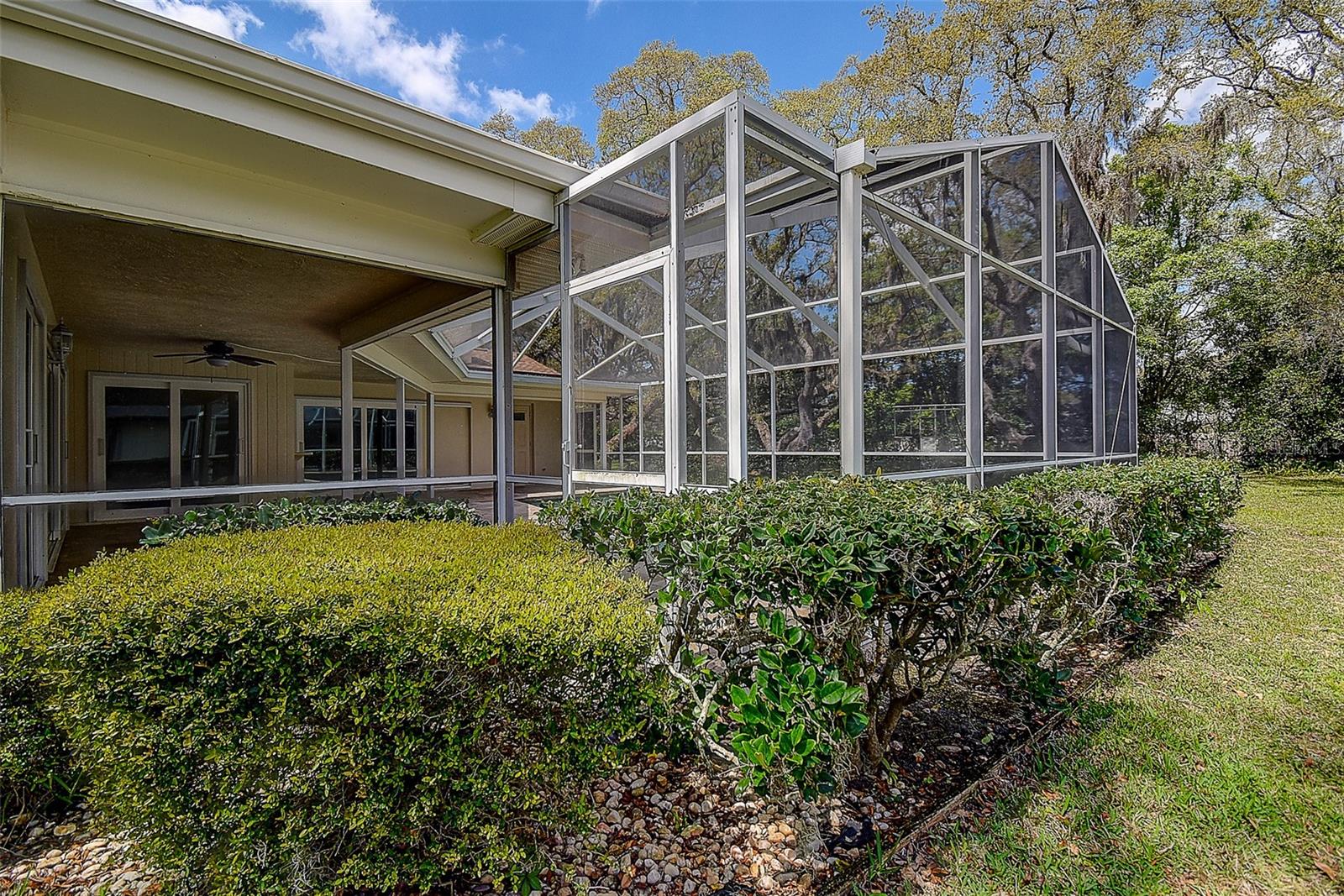 Image 38 of 50 For 2840 Pheasant Run