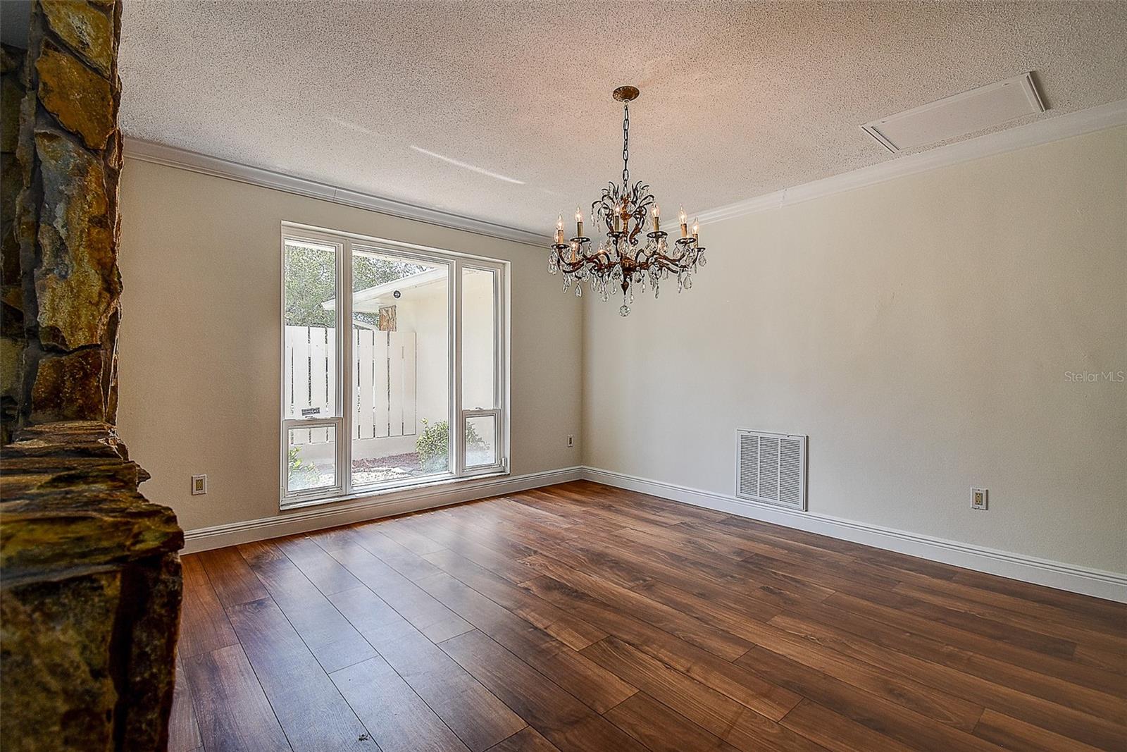 Image 9 of 50 For 2840 Pheasant Run