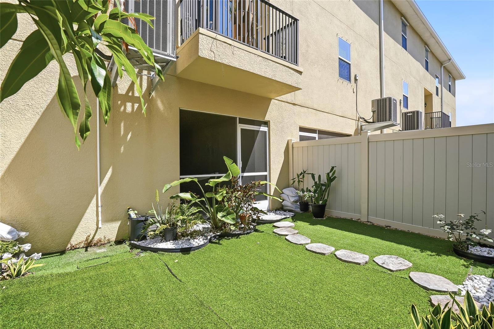 Image 11 of 58 For 5523 Yellowfin Court