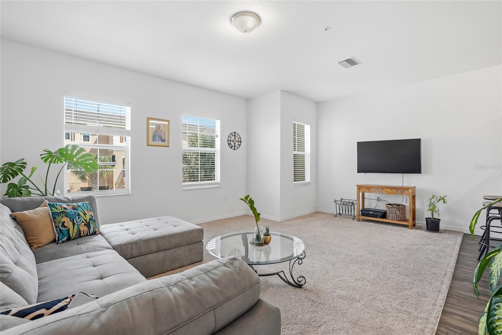 Image 27 of 58 For 5523 Yellowfin Court