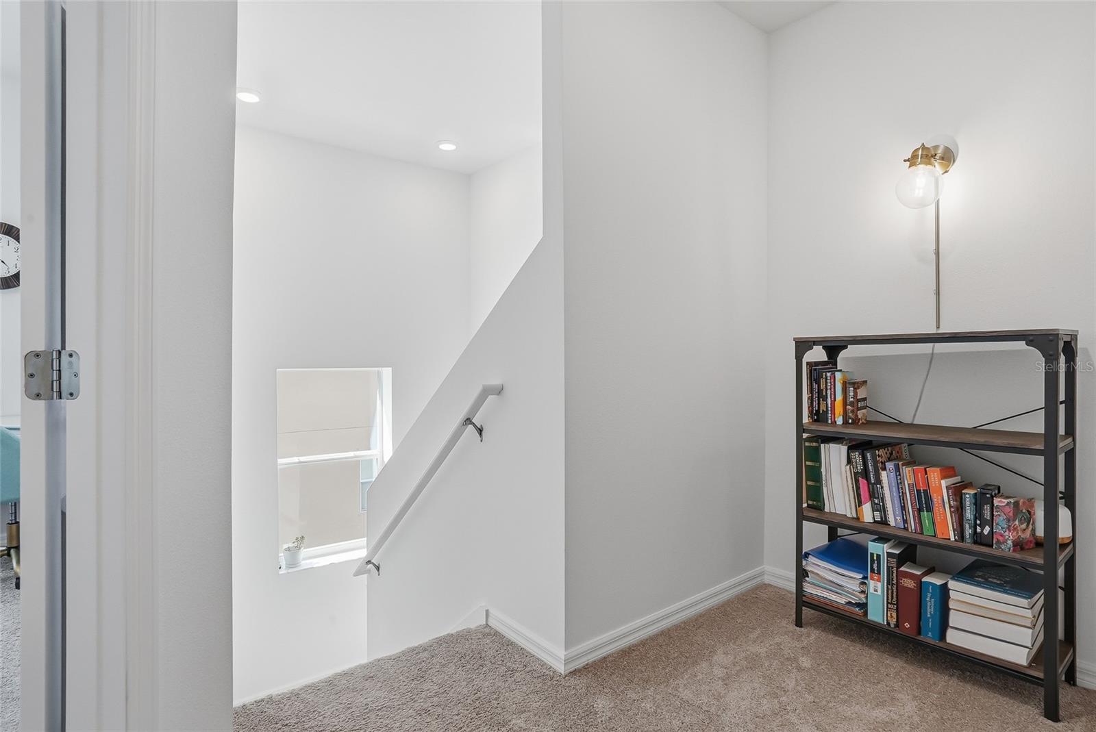 Image 32 of 58 For 5523 Yellowfin Court