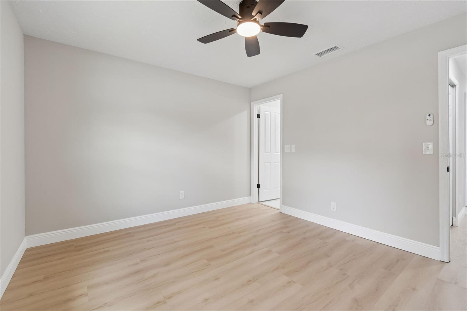 Image 24 of 63 For 5522 Pentail Circle