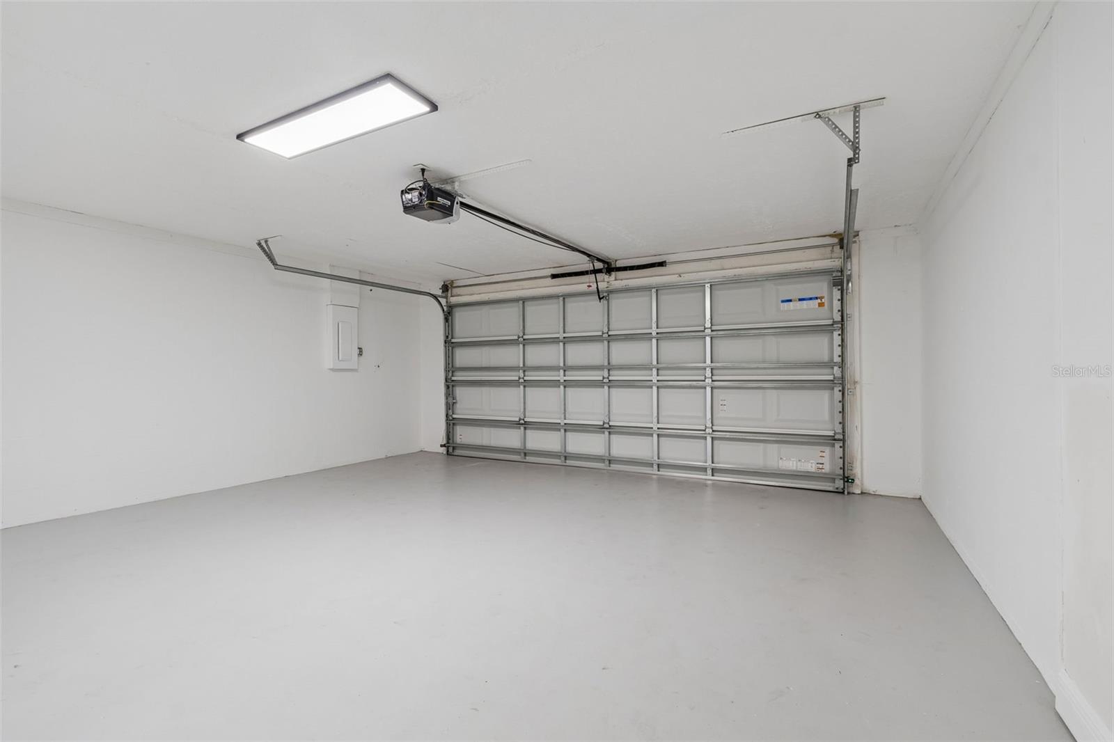 Image 42 of 63 For 5522 Pentail Circle