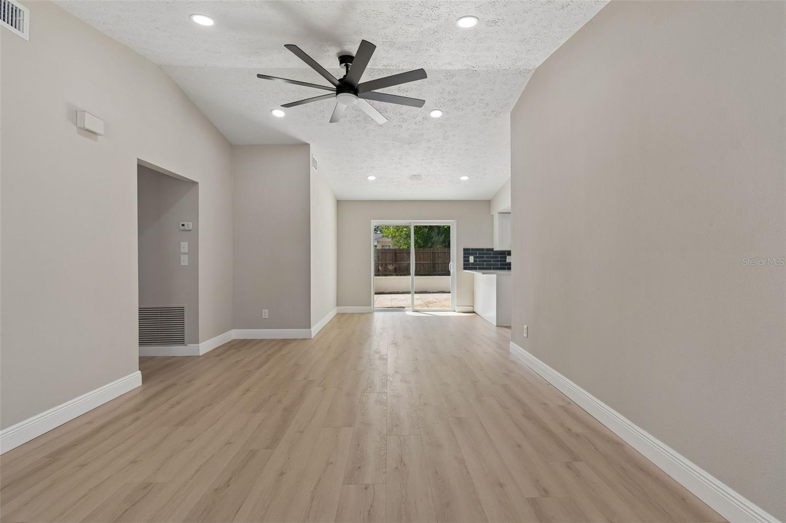 Image 7 of 63 For 5522 Pentail Circle