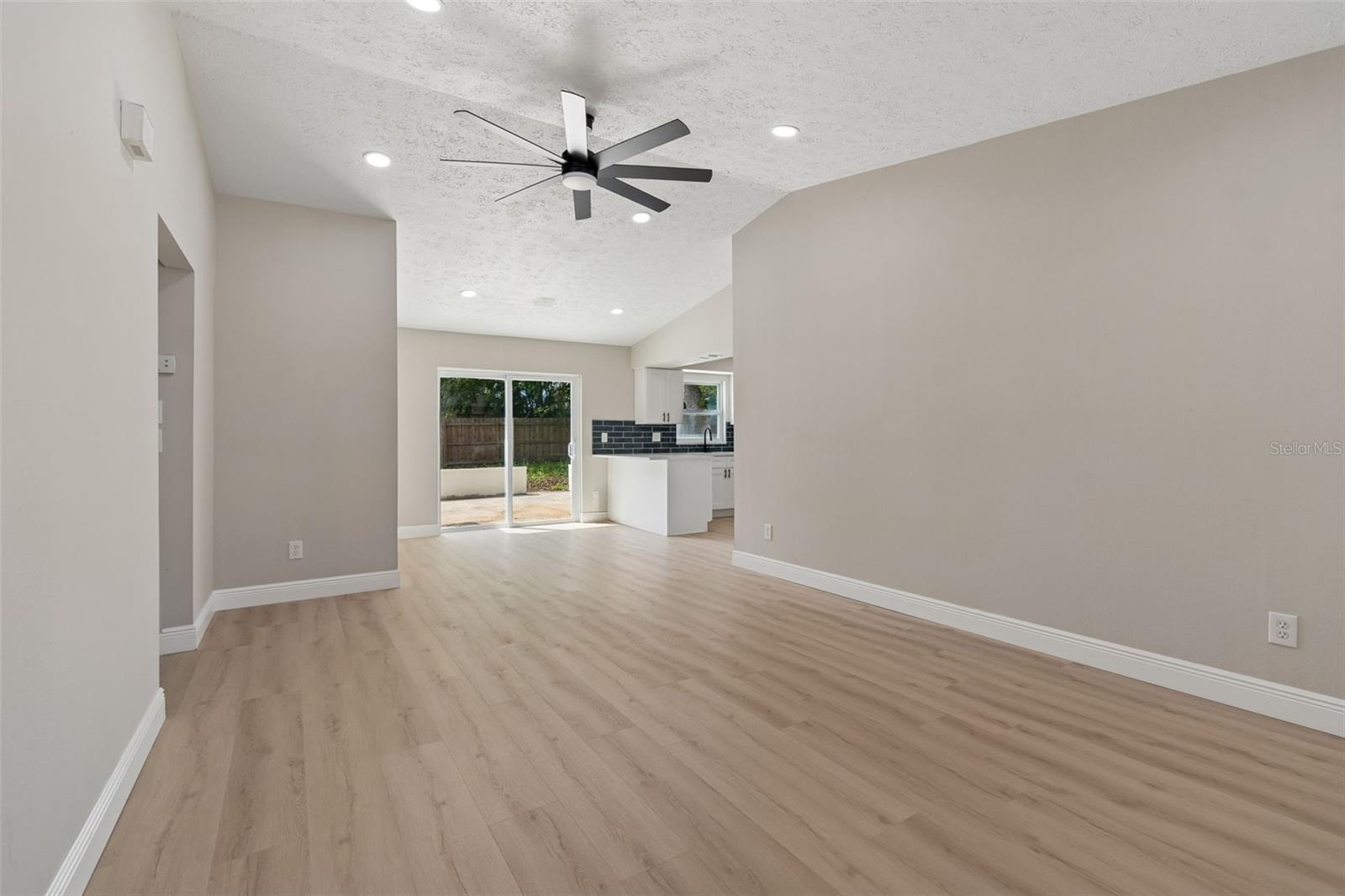 Image 8 of 63 For 5522 Pentail Circle