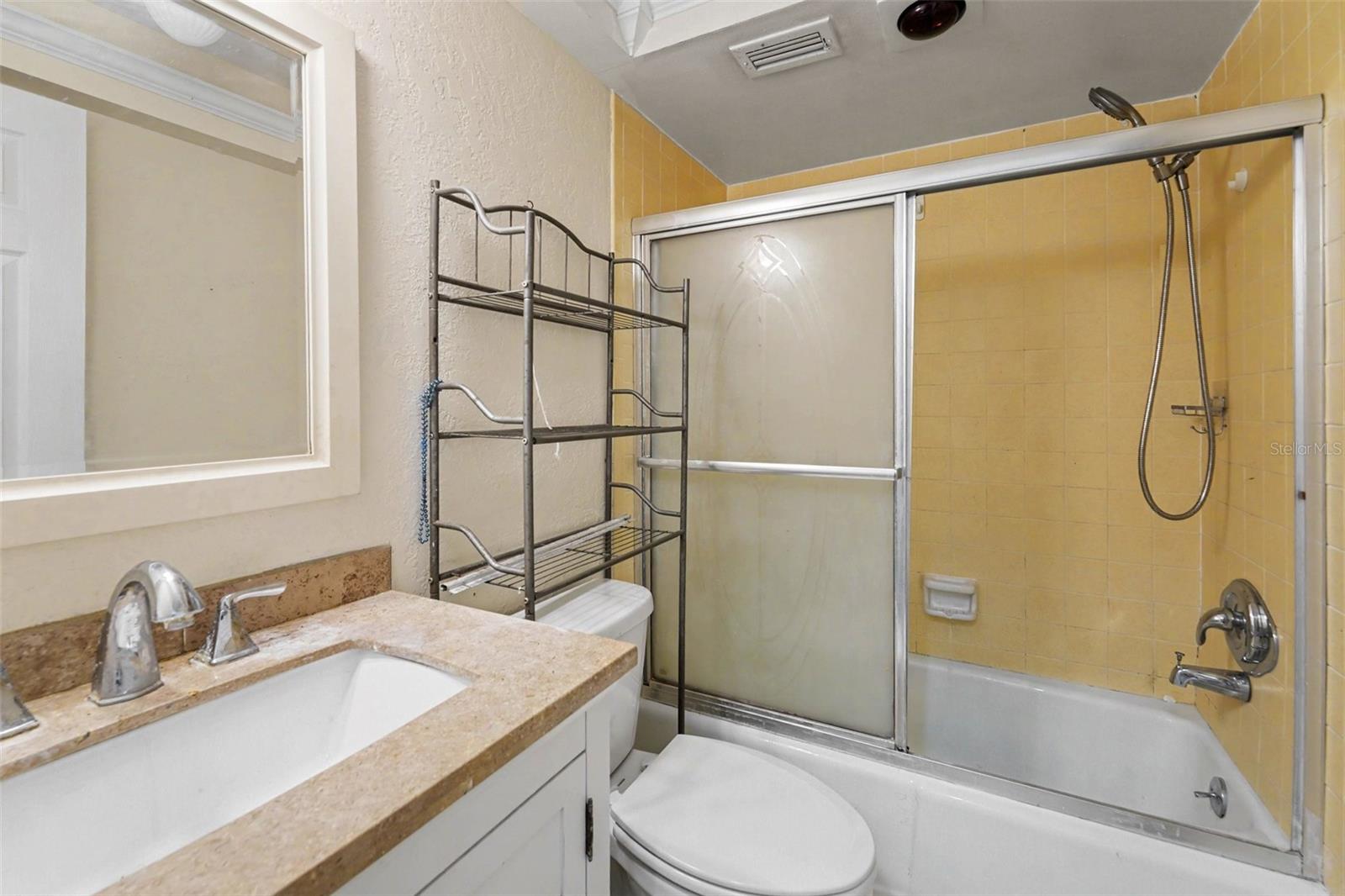 Image 19 of 30 For 3850 13th Avenue N 106