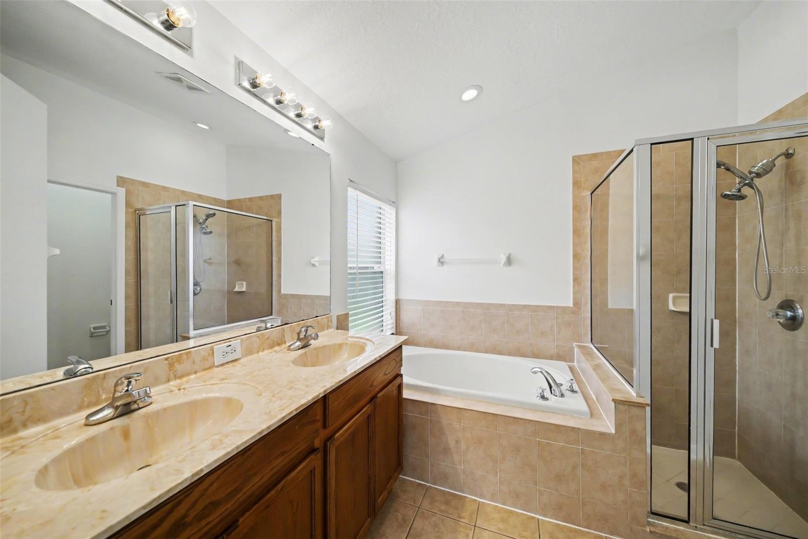 Image 20 of 49 For 30142 Sotogrande Loop