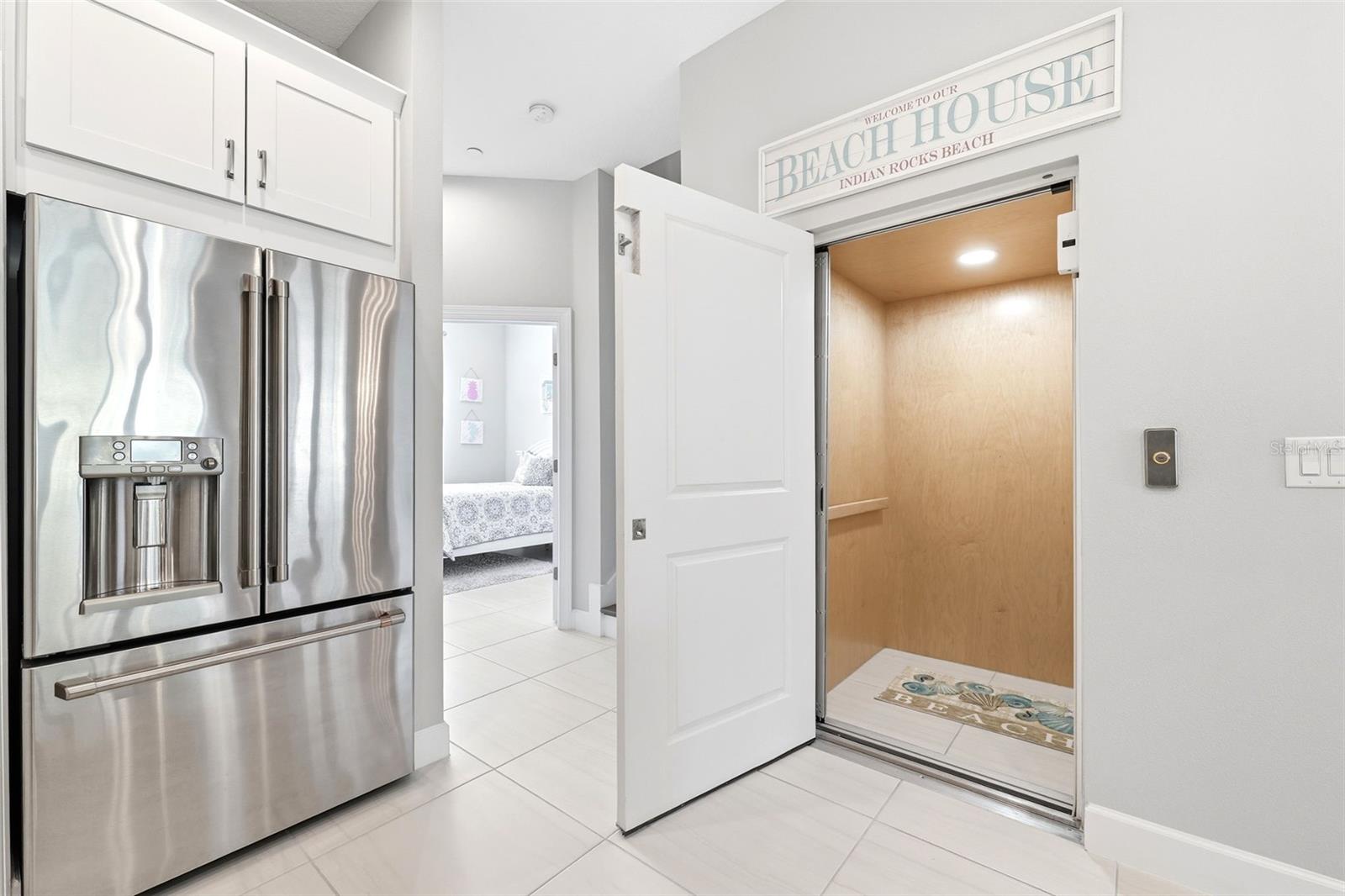 Image 18 of 59 For 2516 Coral Court