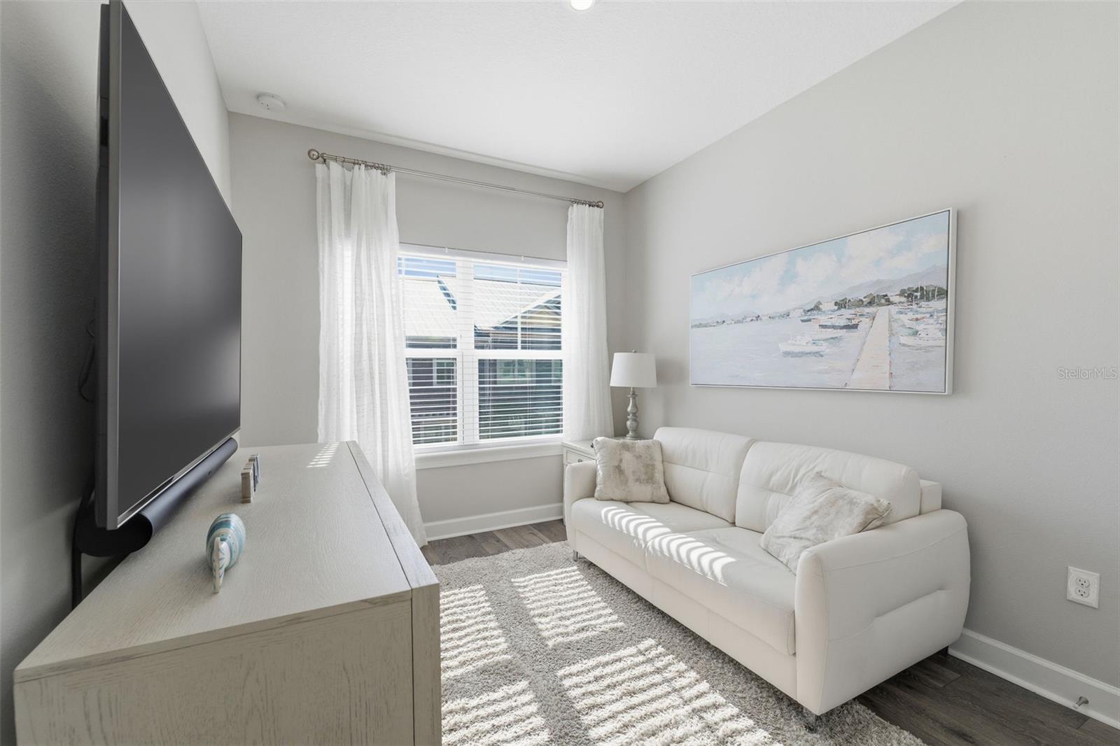 Image 27 of 59 For 2516 Coral Court