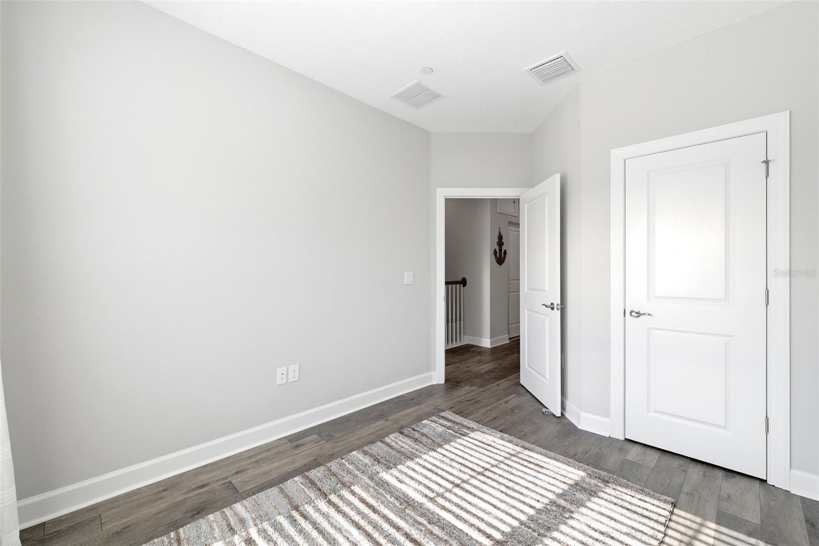 Image 30 of 59 For 2516 Coral Court