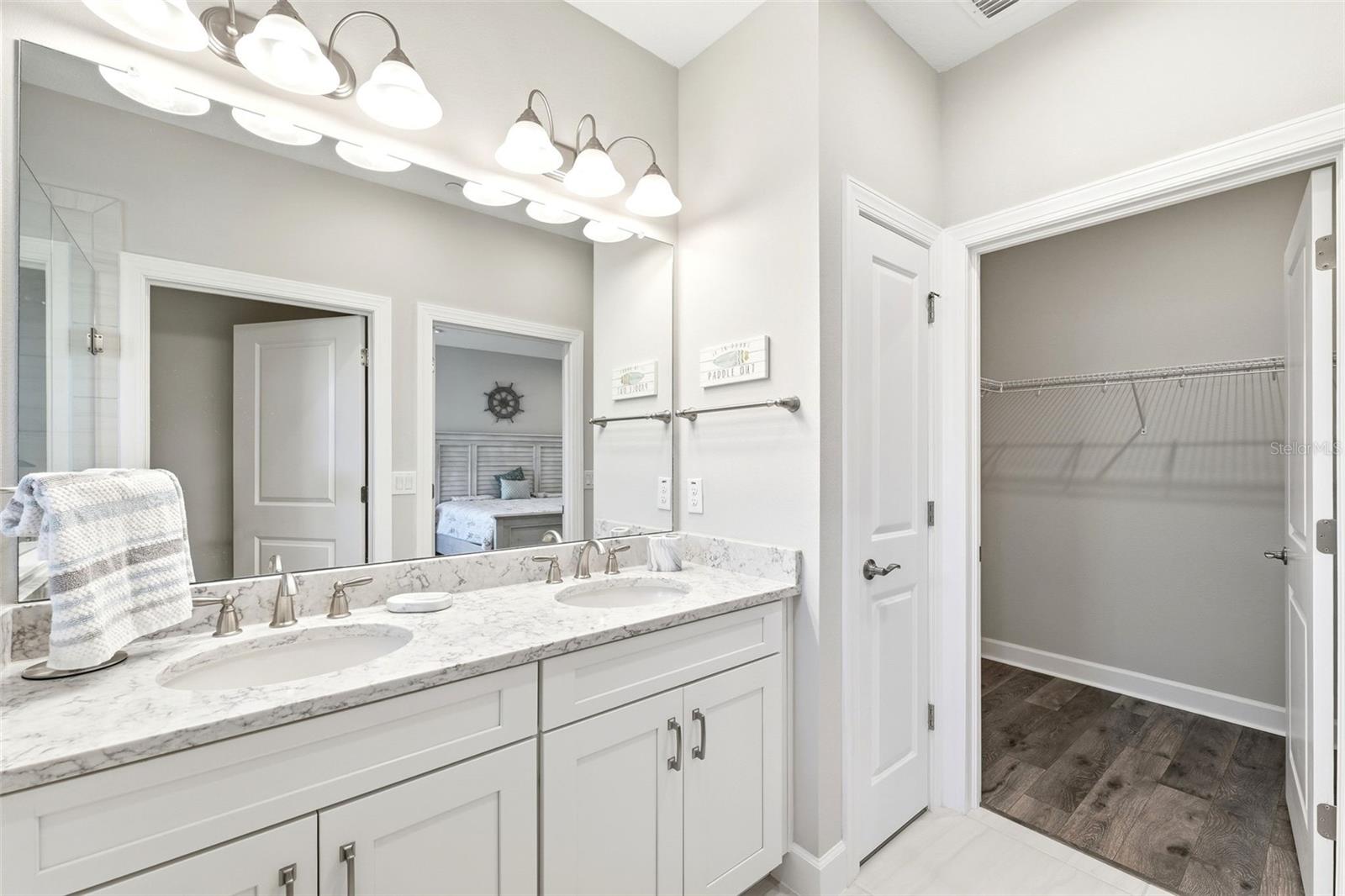 Image 35 of 59 For 2516 Coral Court