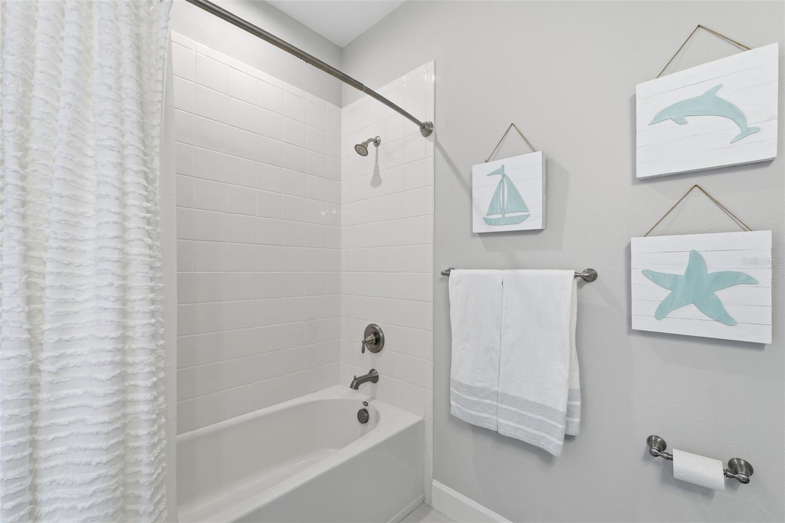 Image 37 of 59 For 2516 Coral Court