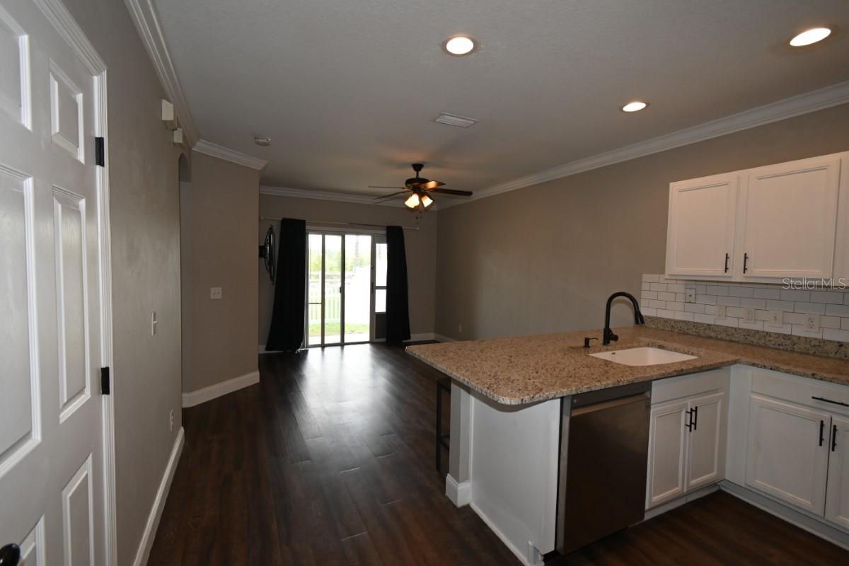 Image 14 of 36 For 3414 Broken Bow Drive