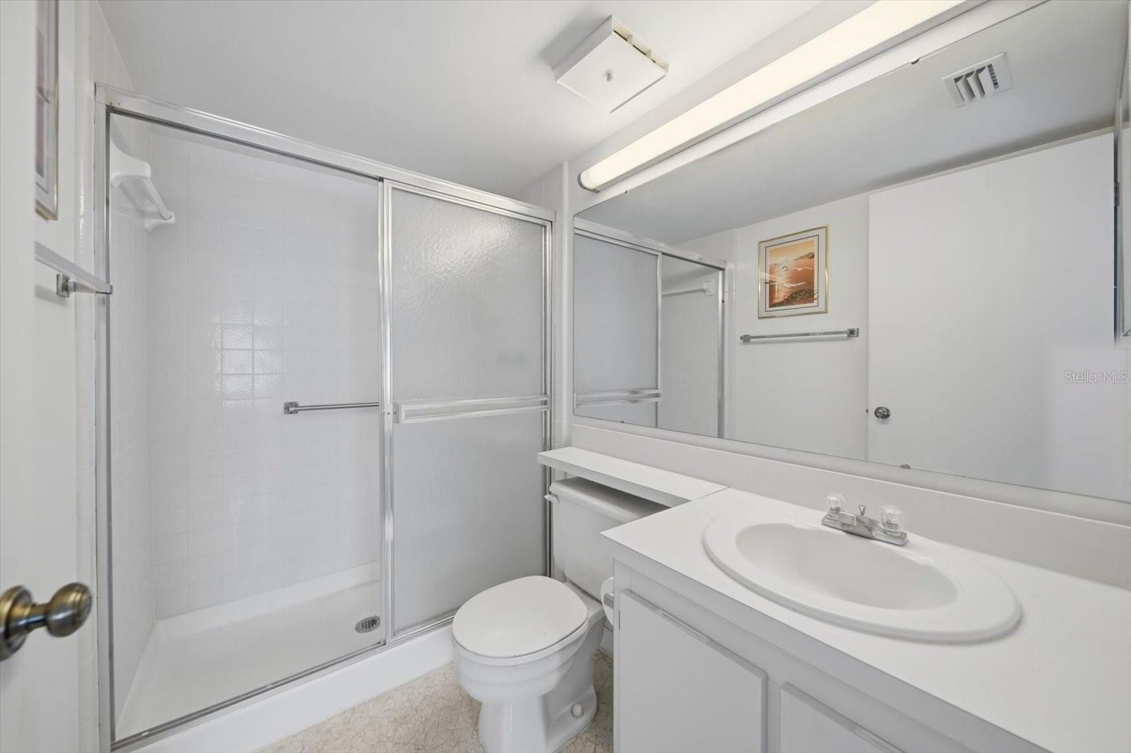 Image 17 of 27 For 1441 Pine Glen Lane E2