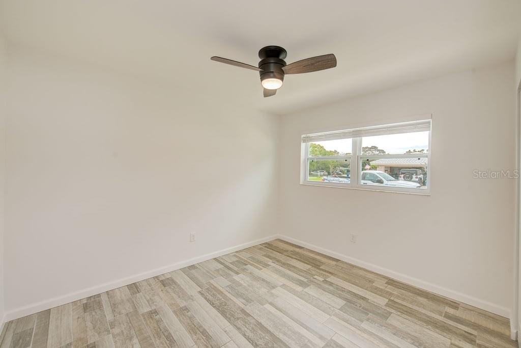 Image 14 of 16 For 2589 Sunny Breeze Avenue B