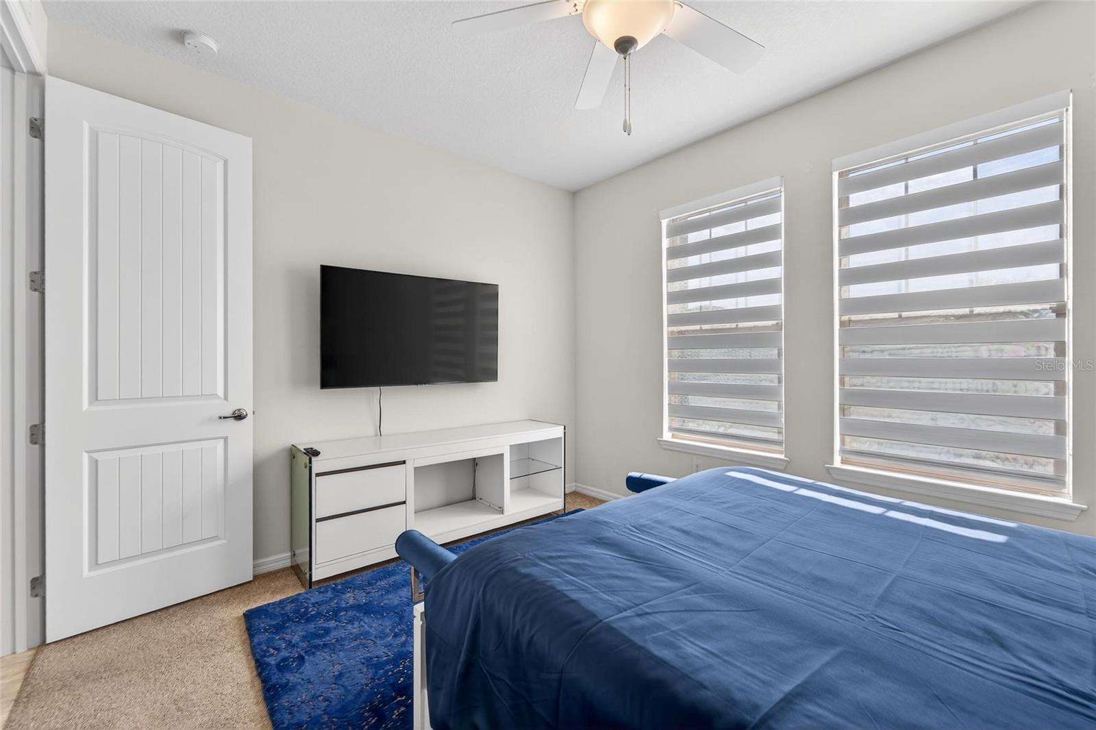 Image 39 of 98 For 13816 Galway Sand Road