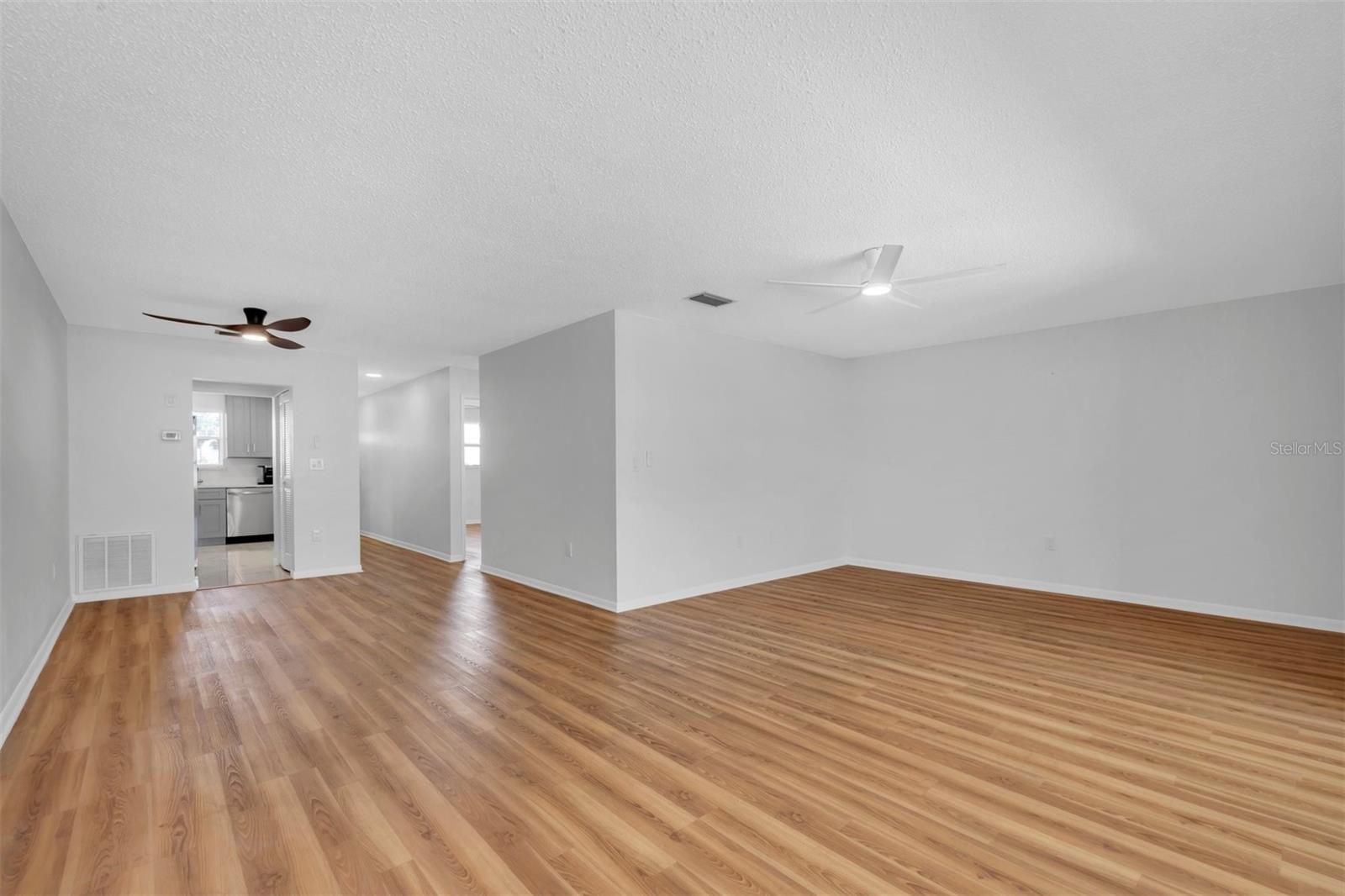 Image 8 of 43 For 3128 59th Street S 303