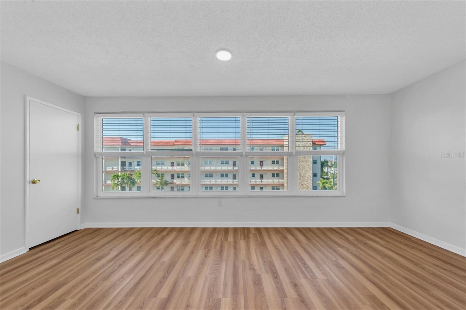 Image 9 of 43 For 3128 59th Street S 303