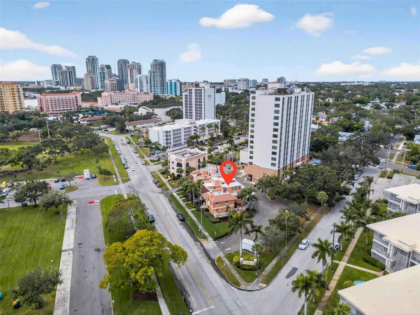 Image 26 of 26 For 922 Shore Drive Ne