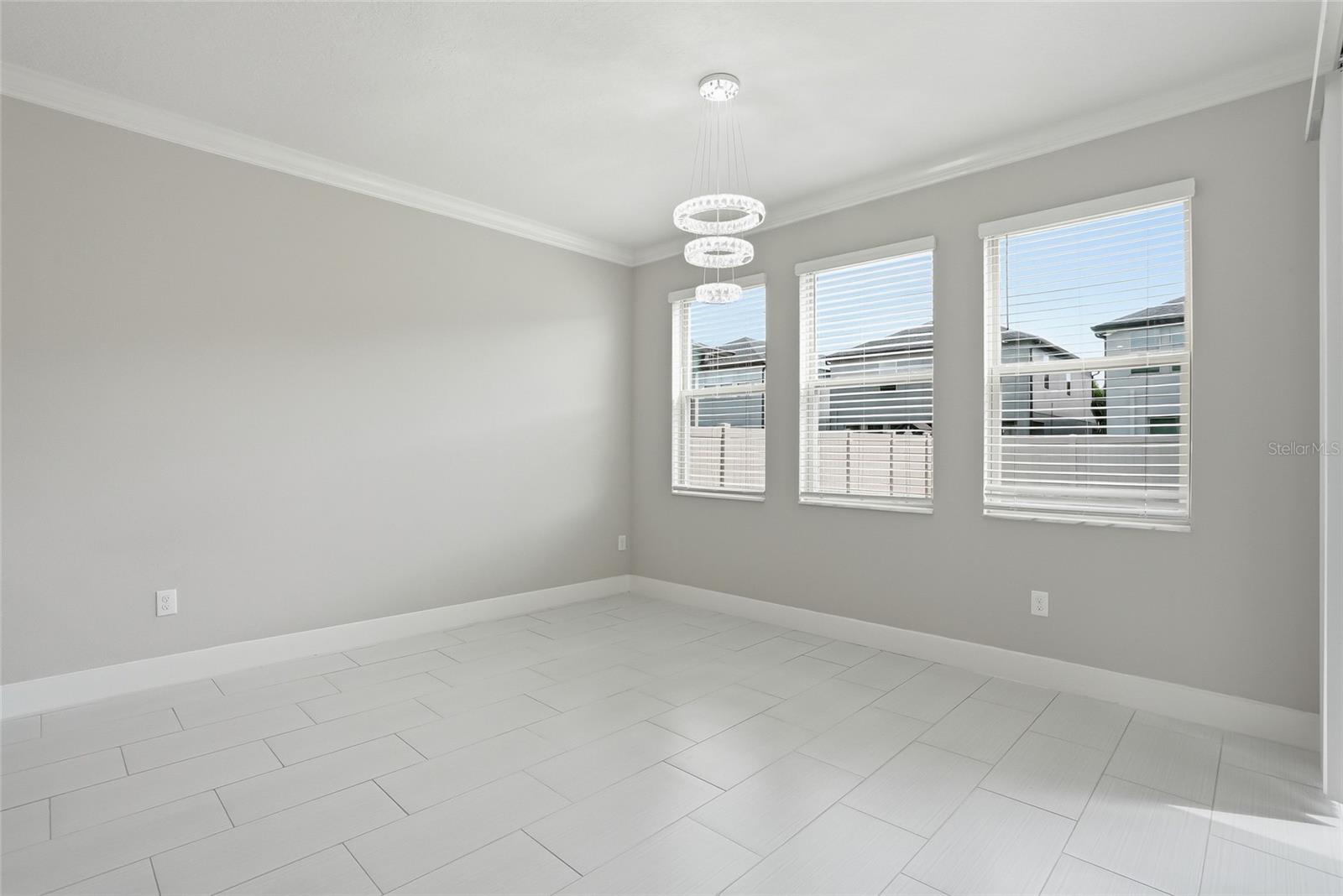 Image 27 of 61 For 8598 Campus Woods Way