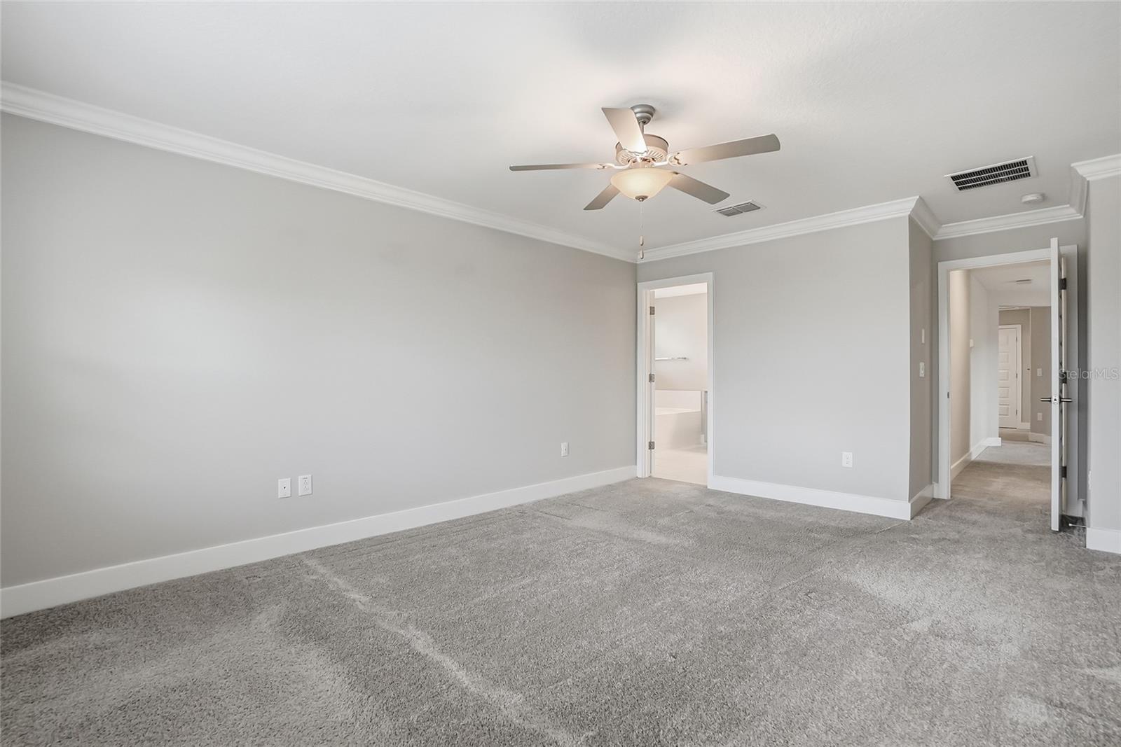 Image 33 of 61 For 8598 Campus Woods Way