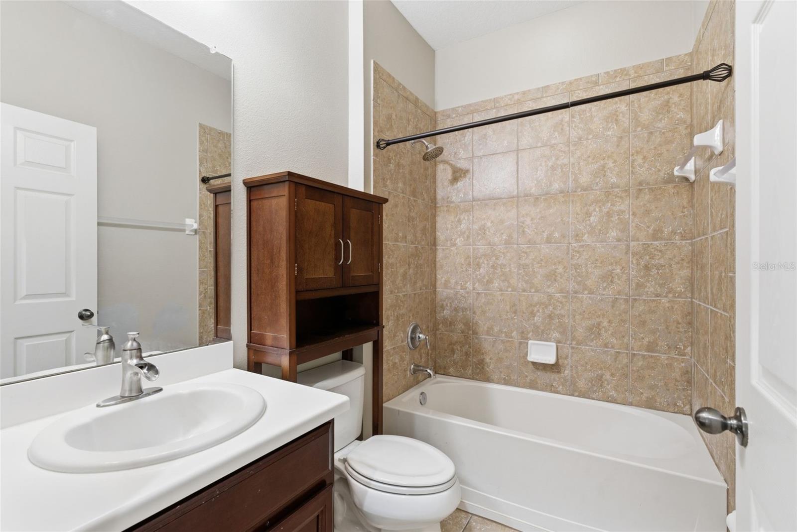 Image 14 of 19 For 11133 Wembley Landing Drive