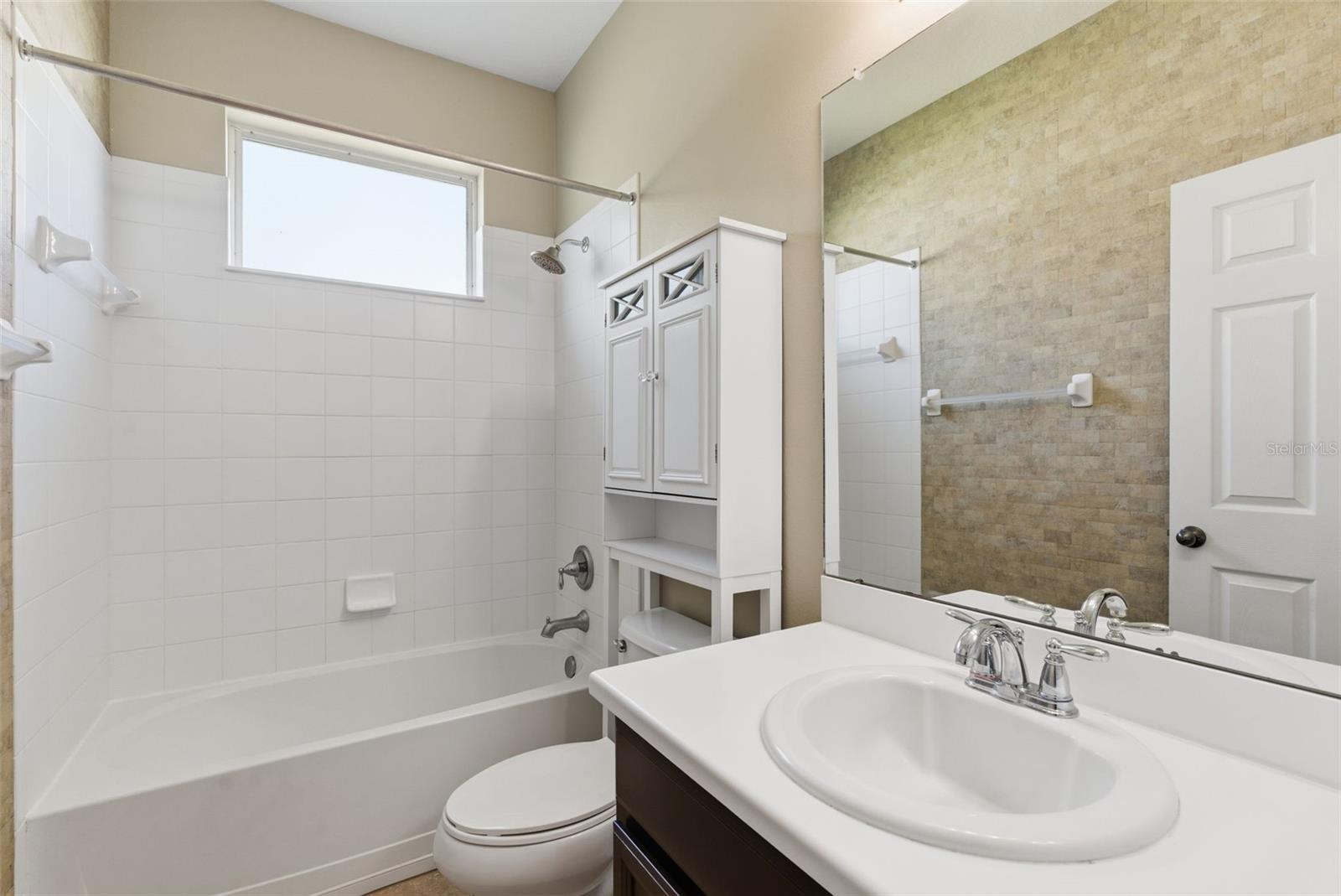 Image 16 of 19 For 11133 Wembley Landing Drive