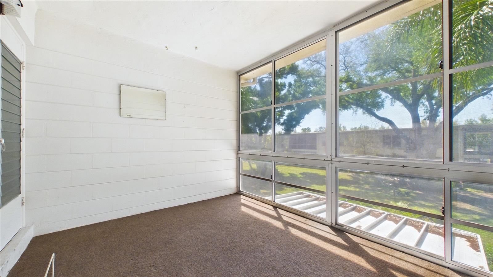 Image 11 of 12 For 5664 40th Terrace N 428