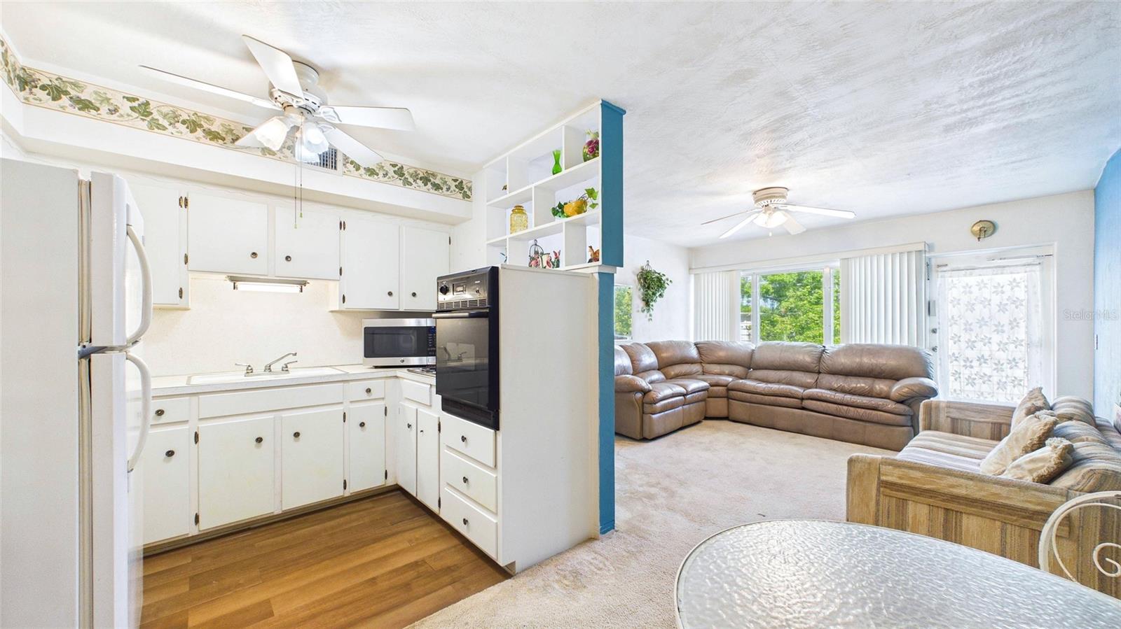 Image 3 of 12 For 5664 40th Terrace N 428