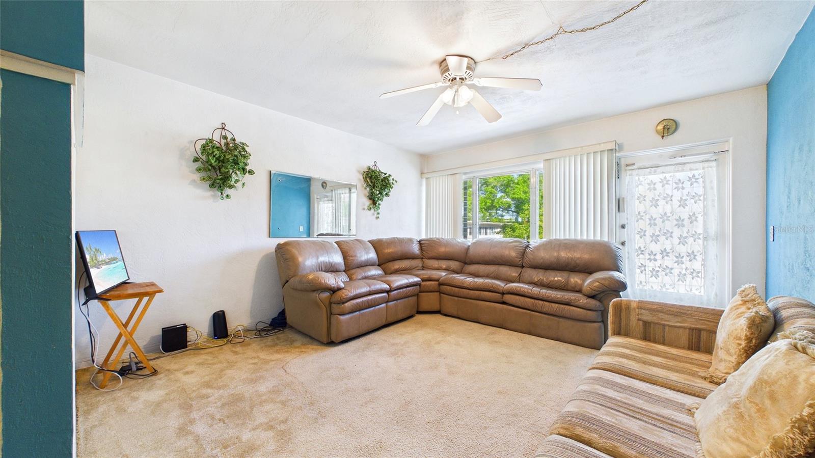 Image 5 of 12 For 5664 40th Terrace N 428