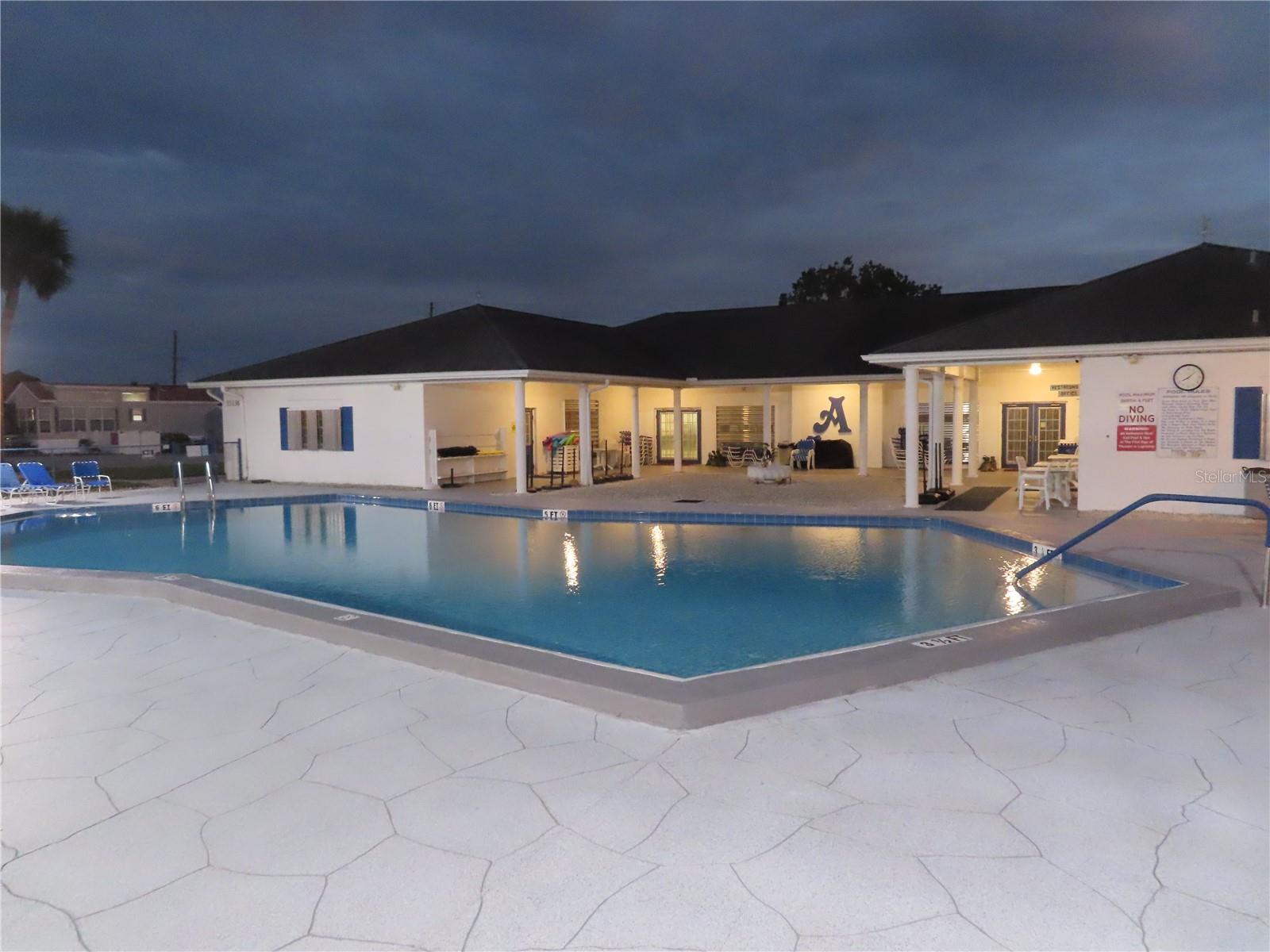 Image 14 of 22 For 4839 Baker Avenue 192