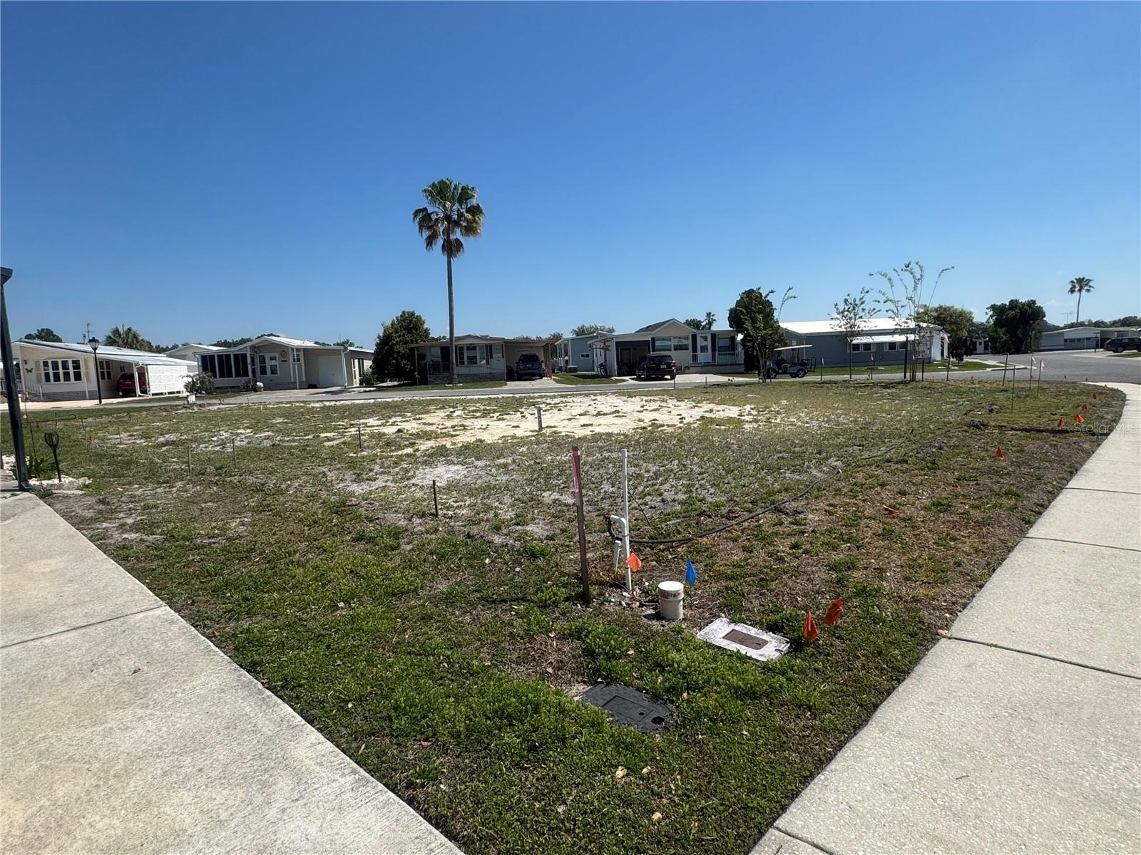 Image 5 of 22 For 4839 Baker Avenue 192