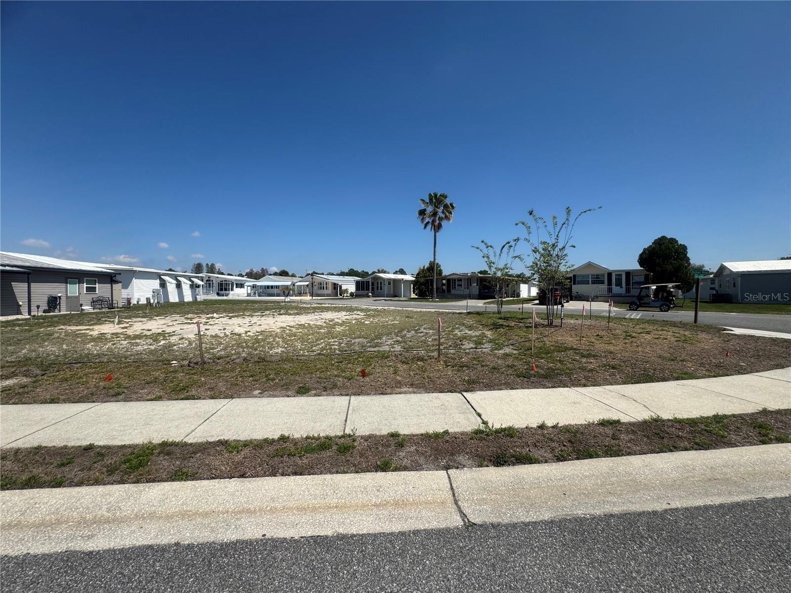 Image 6 of 22 For 4839 Baker Avenue 192