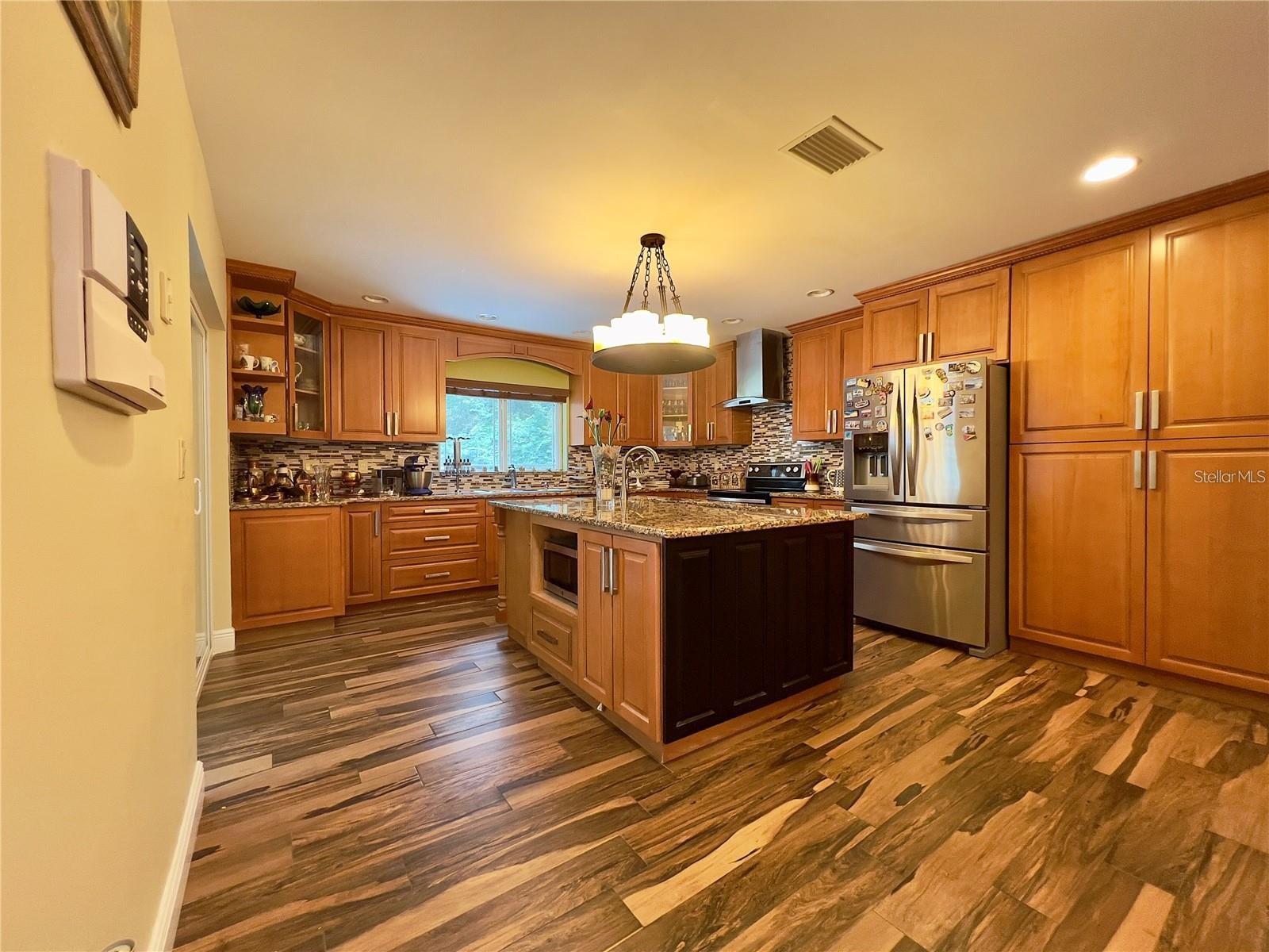 Image 20 of 58 For 3900 Reaves Road