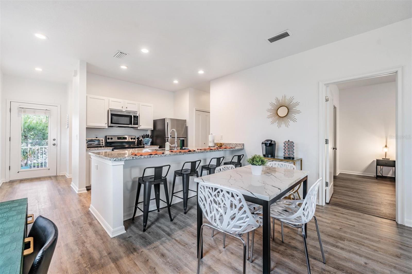 Image 10 of 36 For 2604 Highland Avenue B