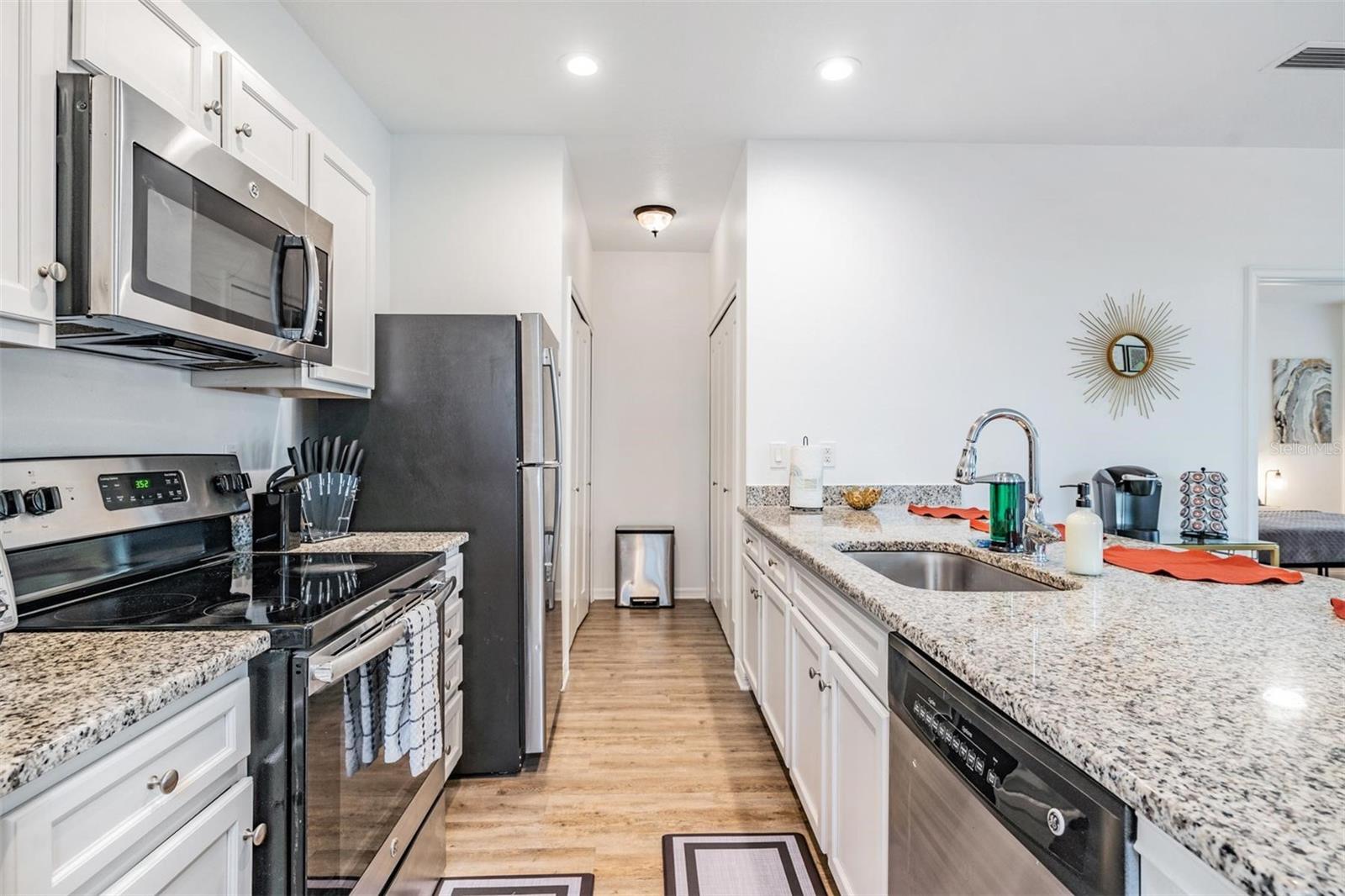 Image 18 of 36 For 2604 Highland Avenue B