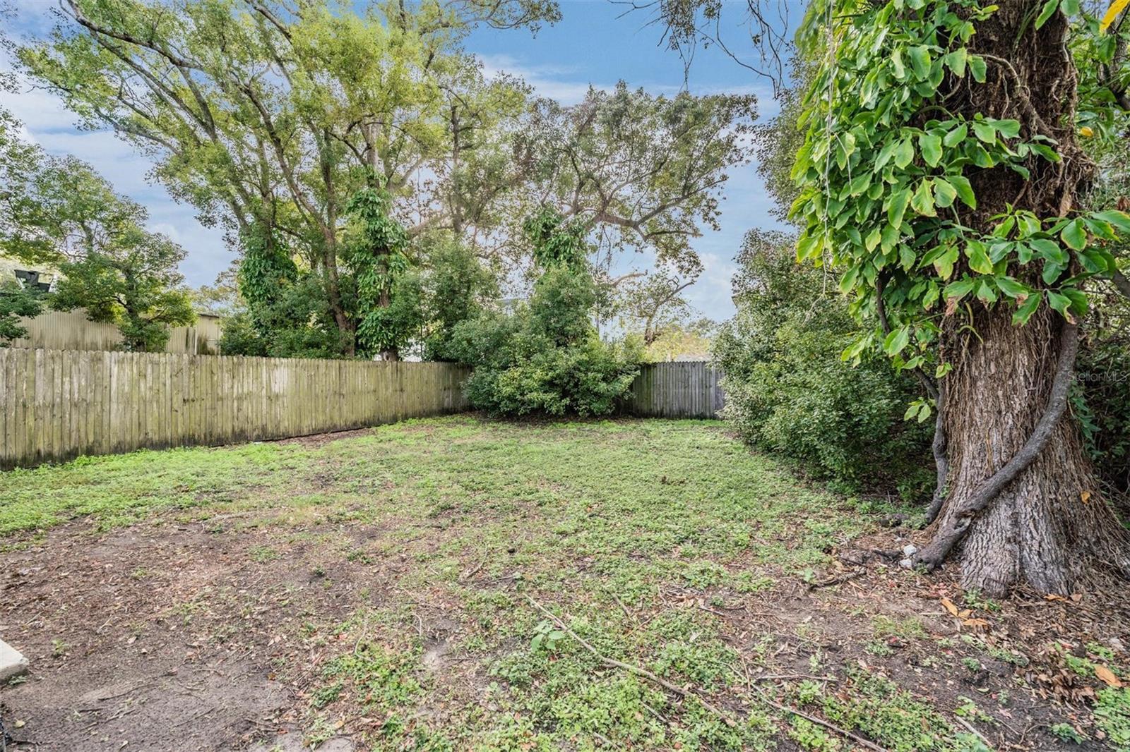 Image 31 of 36 For 2604 Highland Avenue B