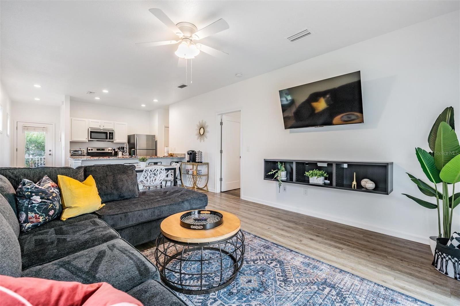 Image 4 of 36 For 2604 Highland Avenue B